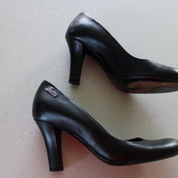 Gucci Leather Pumps - Picture 2 of 3